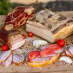 Mezeluri românești, făcute cu grijă – Descoperă produsele lui Taut Florin