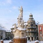 Monumentul Sfintei Fecioare Maria și al Sfântului Ioan Nepomuk (cunoscut și ca Monumentul Ciumei)